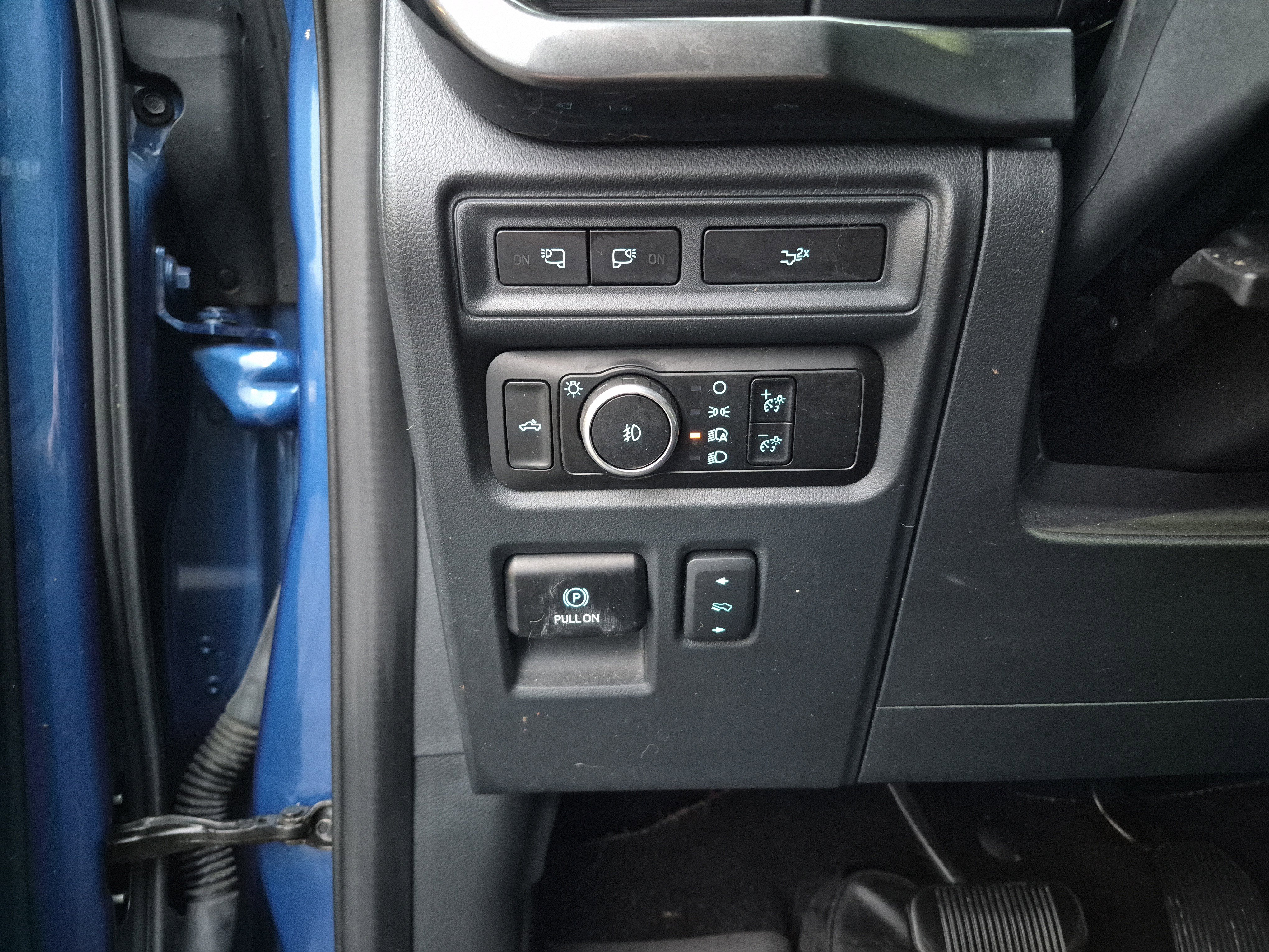 Certified 2023 Ford F150 XLT w/ Equipment Group 302A High image 23