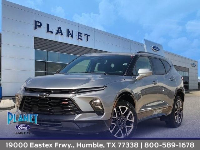 Used 2025 Chevrolet Blazer RS FWD image 1