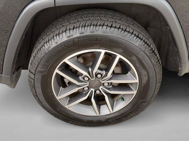 Used 2021 Jeep Grand Cherokee Limited AWD/4WD image 25