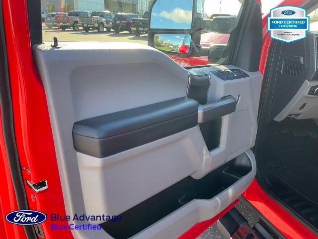 Certified 2019 Ford F250 XLT w/ XLT Premium Package AWD/4WD image 16