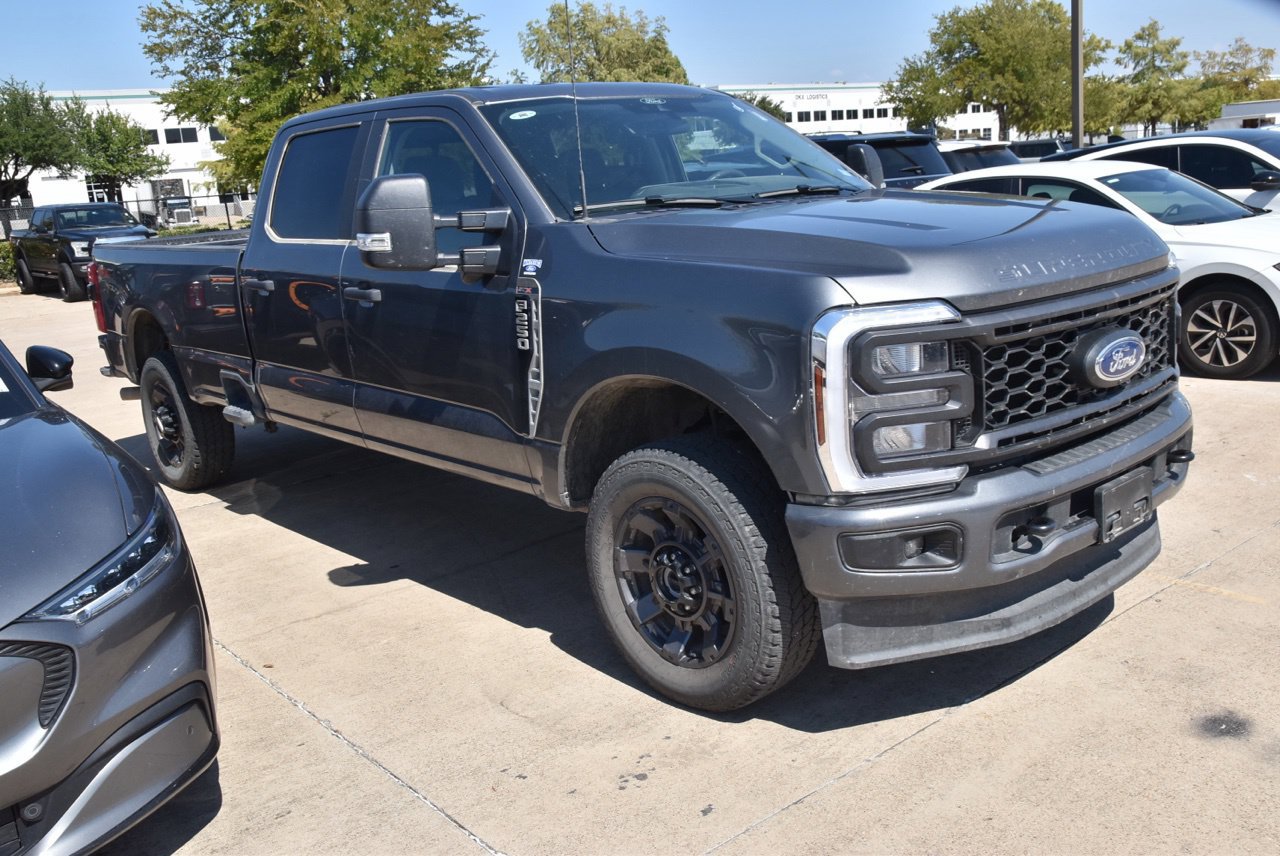 Certified 2026 Ford F250 XL w/ STX Appearance Package AWD/4WD image 5