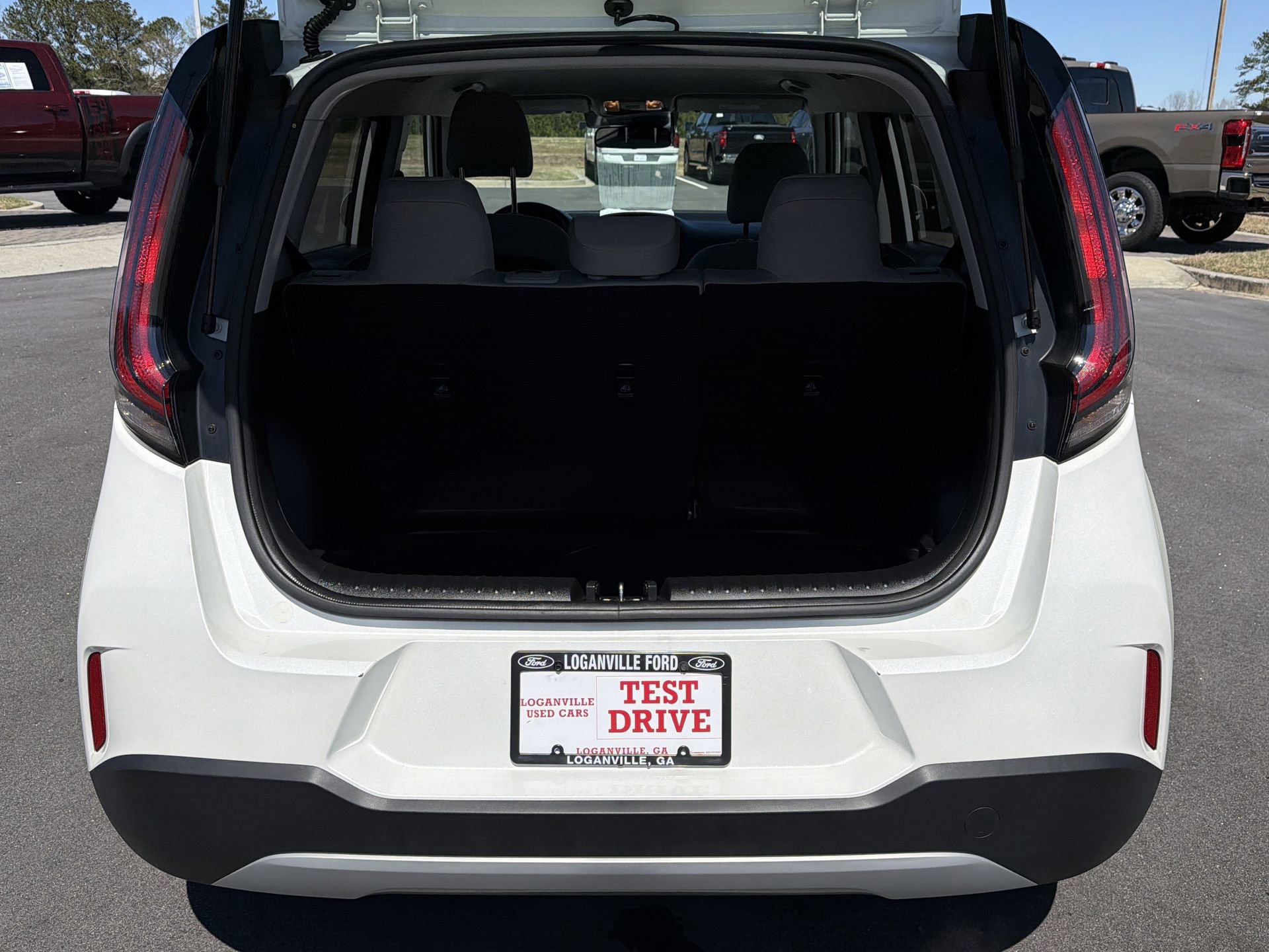 Used 2025 Kia Soul LX w/ LX Technology Package image 23