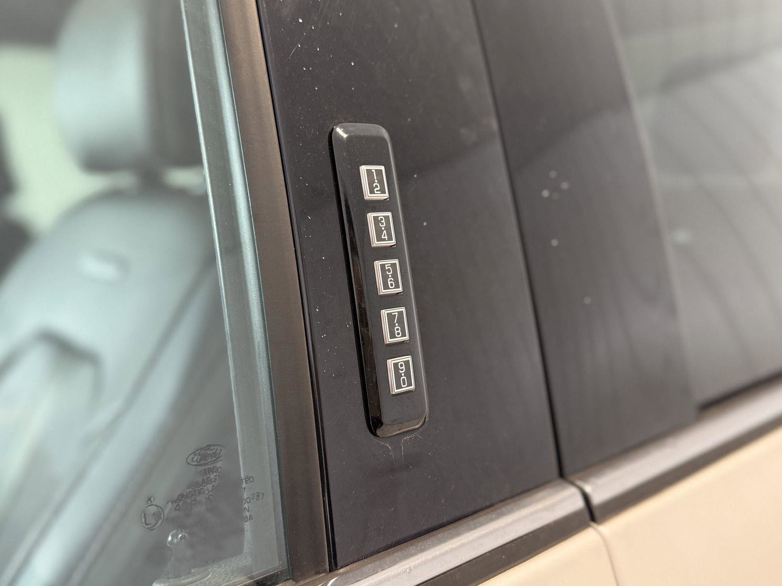 Certified 2019 Ford F150 Platinum w/ Equipment Group 701A Luxury image 35