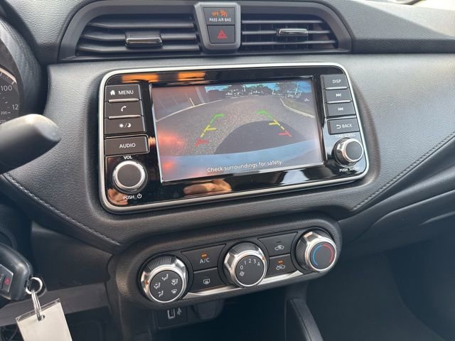 Used 2022 Nissan Versa S FWD image 22