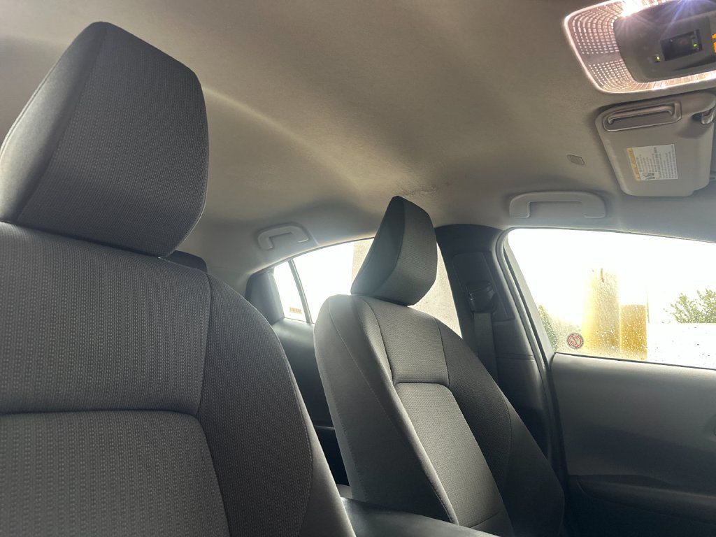 Used 2025 Toyota Prius LE FWD image 16