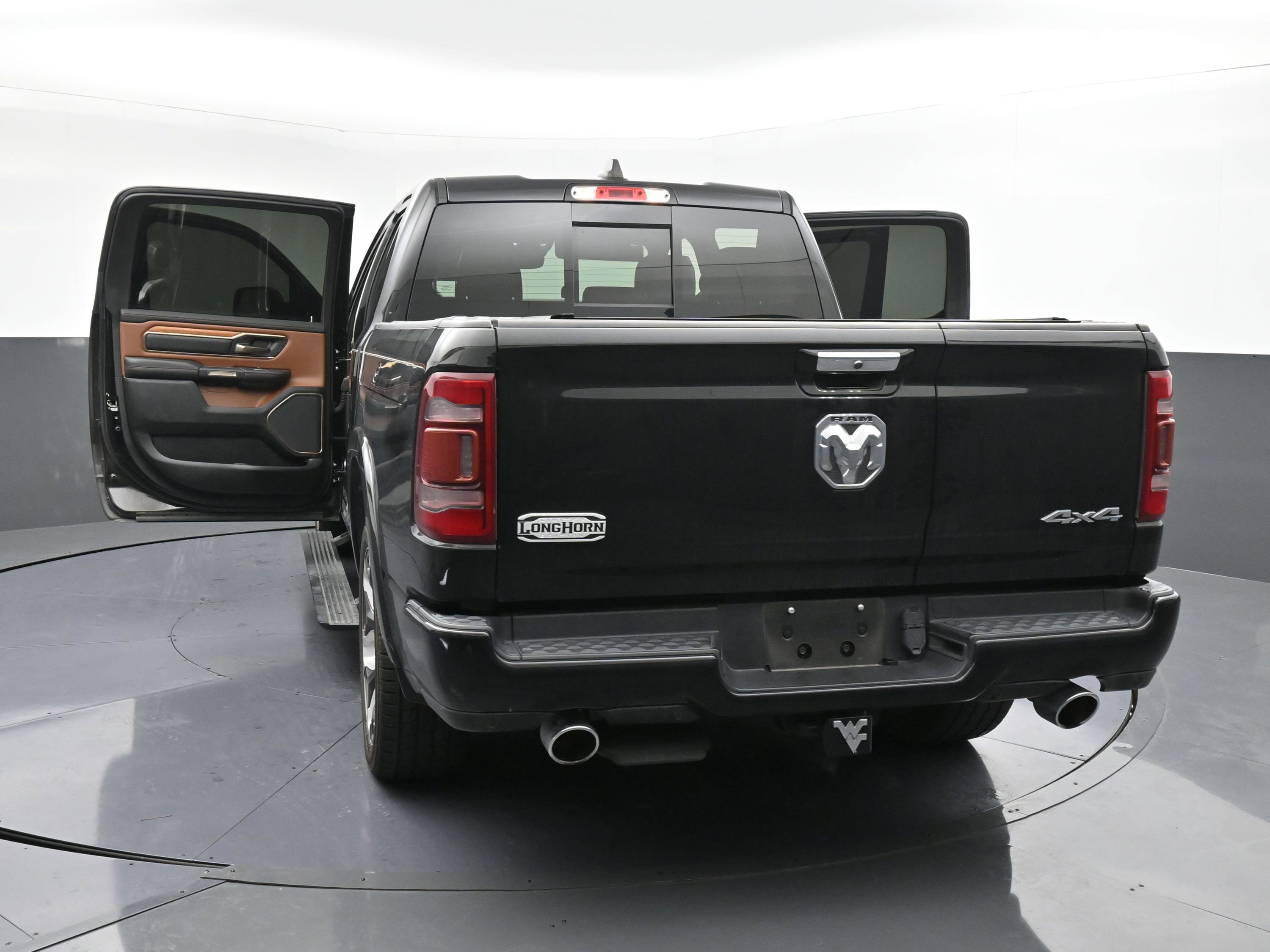 Used 2022 RAM 1500 Limited image 44