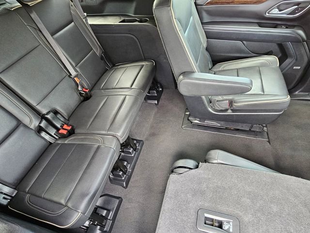 Used 2023 Chevrolet Suburban Premier RWD image 19