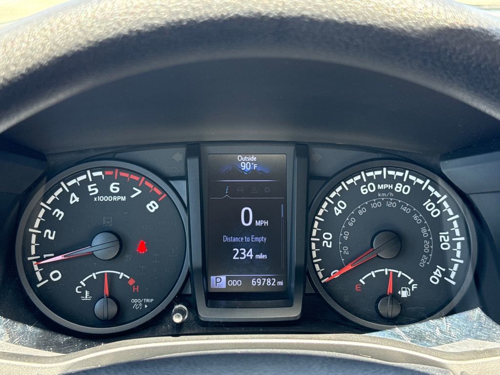 Used 2021 Toyota Tacoma SR w/ SR Convenience Package RWD image 17