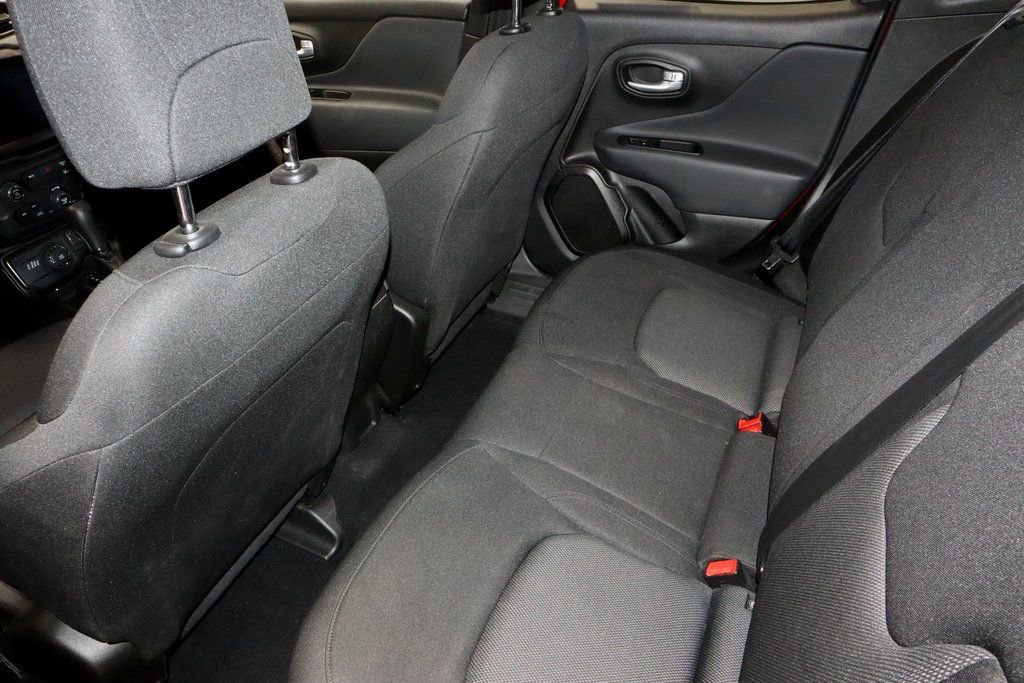 Used 2023 Jeep Renegade Latitude image 21