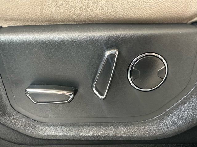 Certified 2023 Ford Expedition Limited image 33