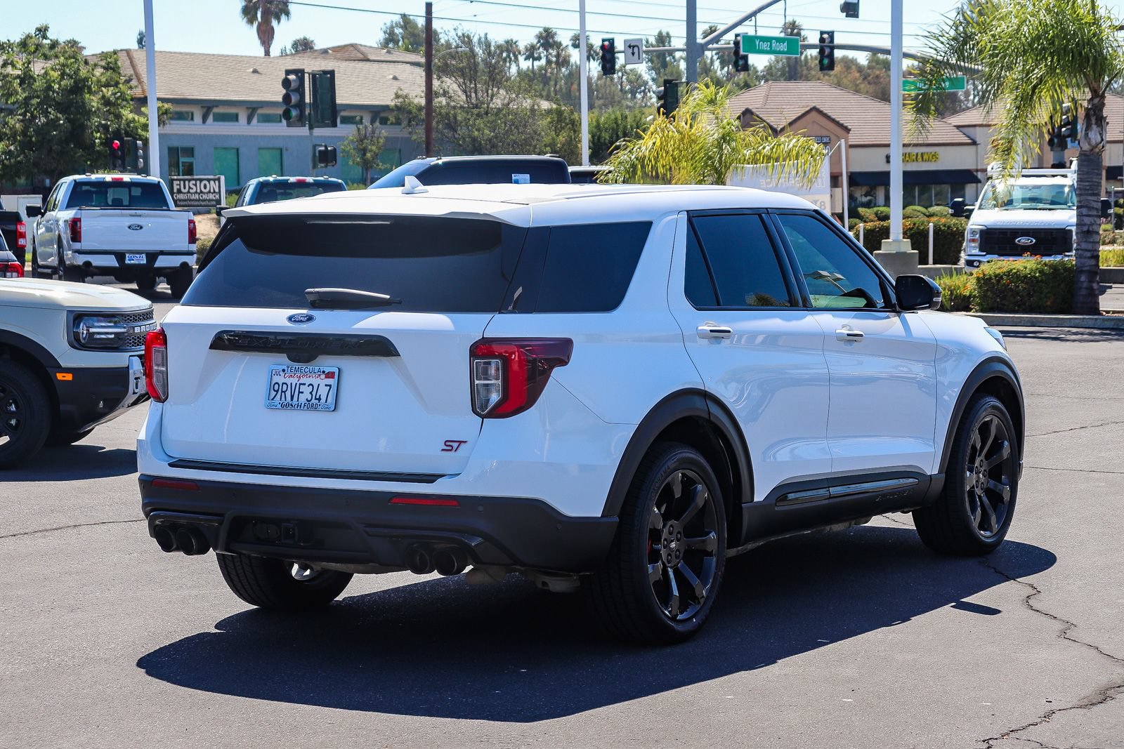 Certified 2022 Ford Explorer ST w/ Equipment Group 401A AWD/4WD image 4