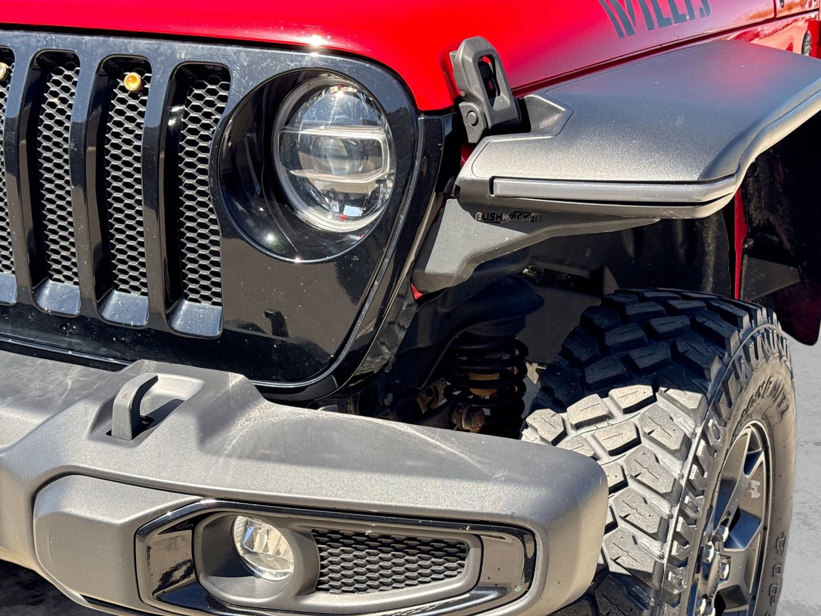 Used 2022 Jeep Wrangler Sport AWD/4WD image 13