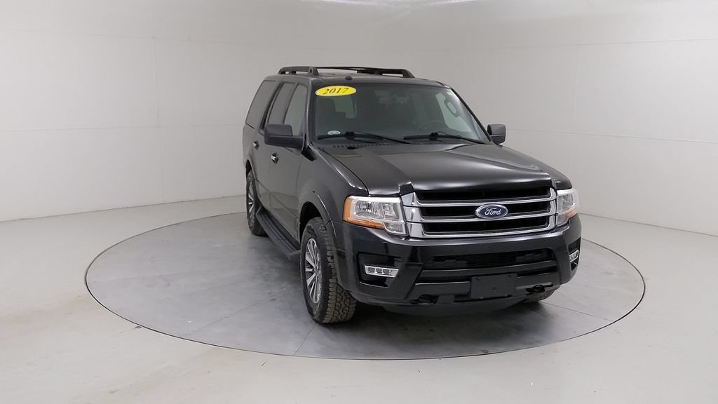 Certified 2017 Ford Expedition XLT w/ Equipment Group 202A AWD/4WD image 9
