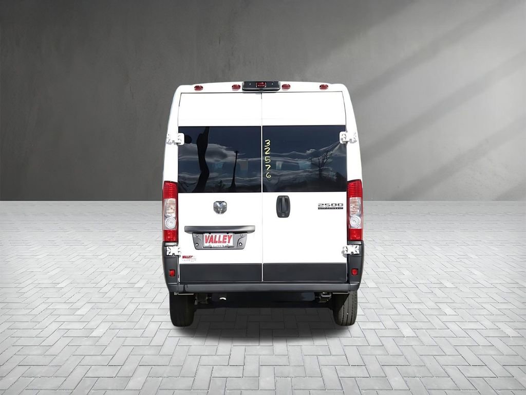 Used 2024 RAM ProMaster 2500 image 6
