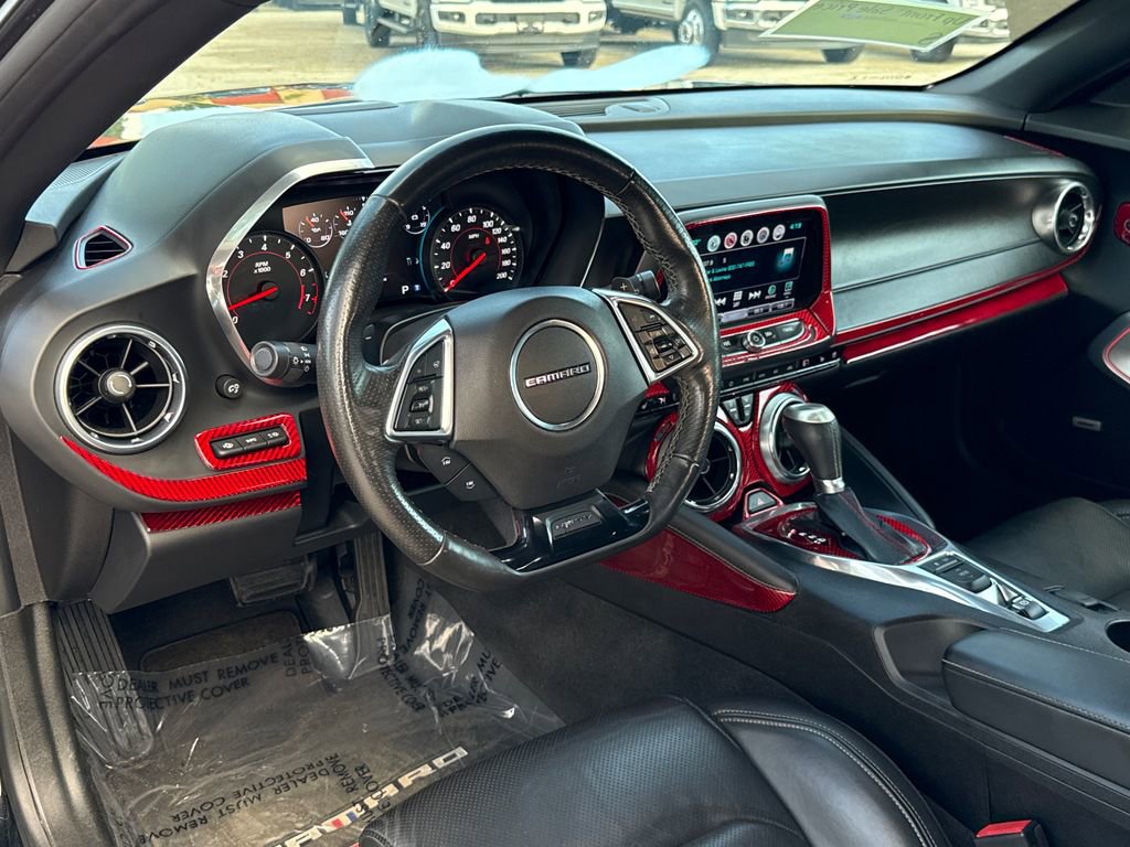 Used 2017 Chevrolet Camaro SS image 5