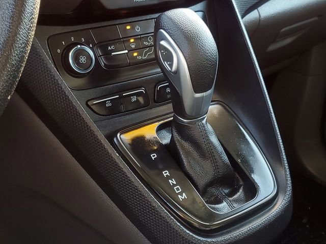 Certified 2022 Ford Transit Connect XLT w/ Trailer Tow Package image 18