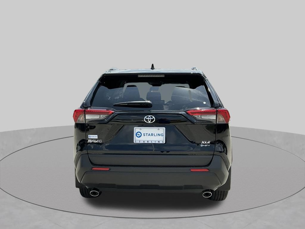 Used 2025 Toyota RAV4 XLE AWD/4WD image 6