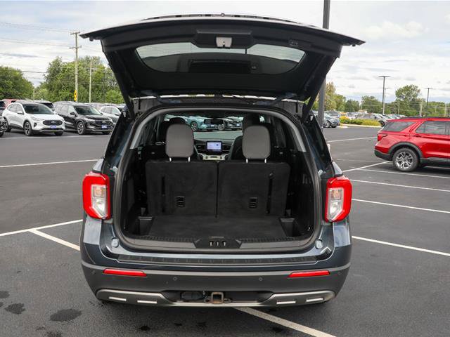 Certified 2022 Ford Explorer XLT w/ Equipment Group 202A AWD/4WD image 14