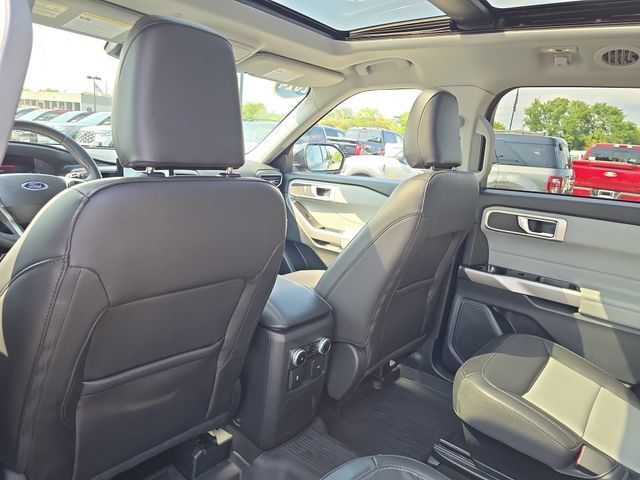 Certified 2024 Ford Explorer XLT w/ Equipment Group 202A AWD/4WD image 26