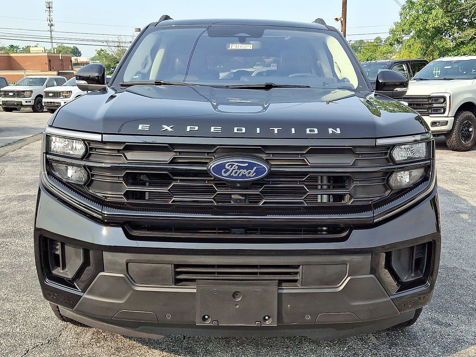 Certified 2025 Ford Expedition Max Active AWD/4WD video 2