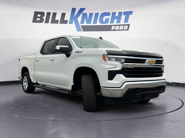 Used 2023 Chevrolet Silverado 1500 LT w/ Z71 Off-Road Package AWD/4WD image 7