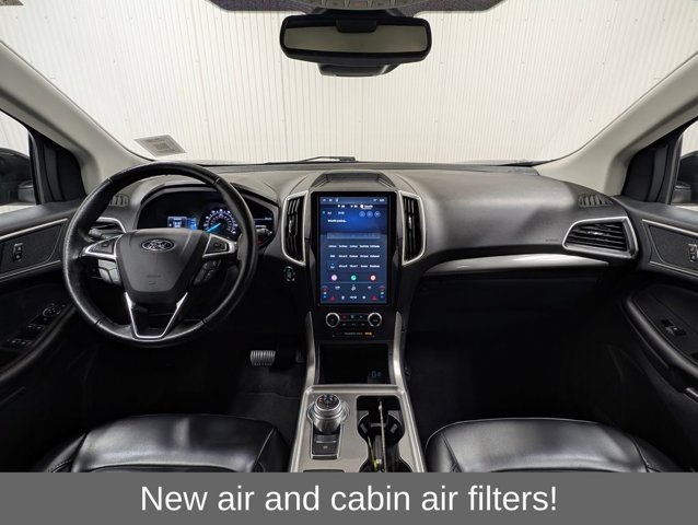 Certified 2024 Ford Edge SEL AWD/4WD image 3