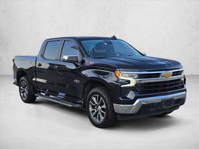 Used 2024 Chevrolet Silverado 1500 LT AWD/4WD image 3