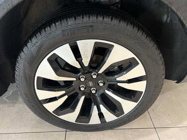 Certified 2025 Ford Explorer Platinum w/ LUX Leather Package AWD/4WD image 32