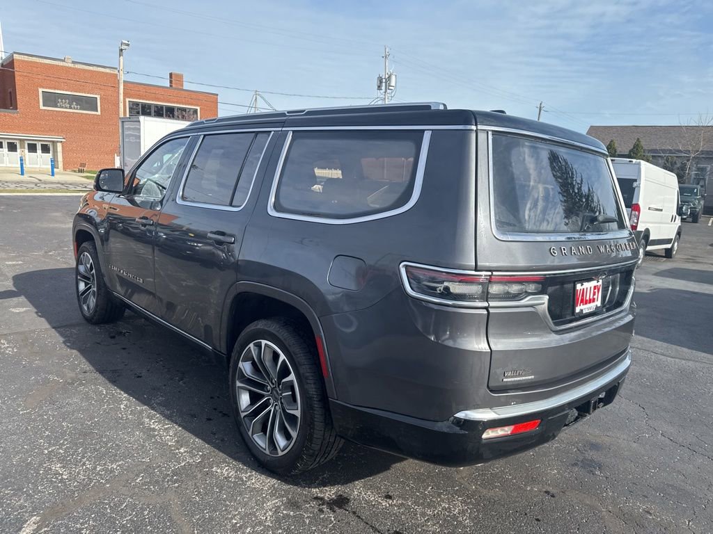 Used 2022 Jeep Grand Wagoneer Series III w/ Rear Seat Video Group 1 image 5
