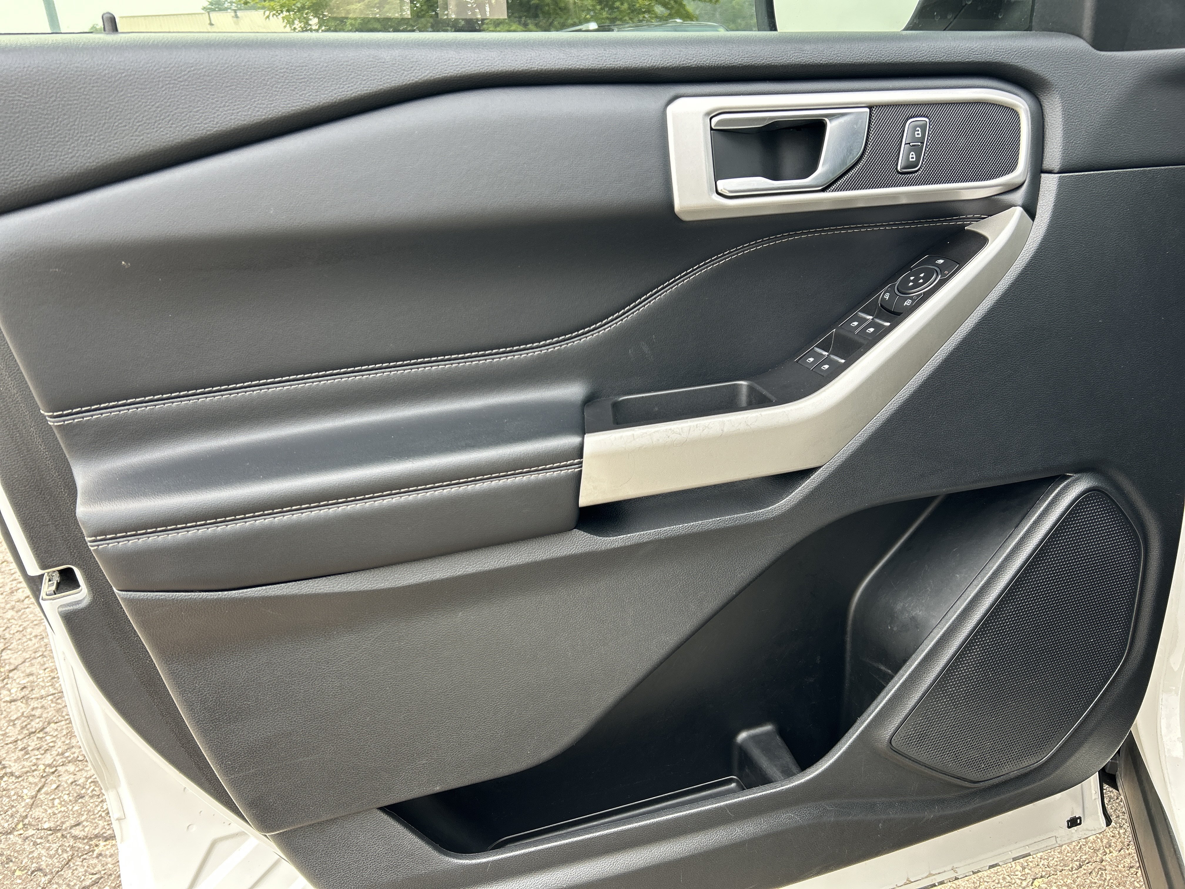 Certified 2022 Ford Explorer XLT AWD/4WD image 18
