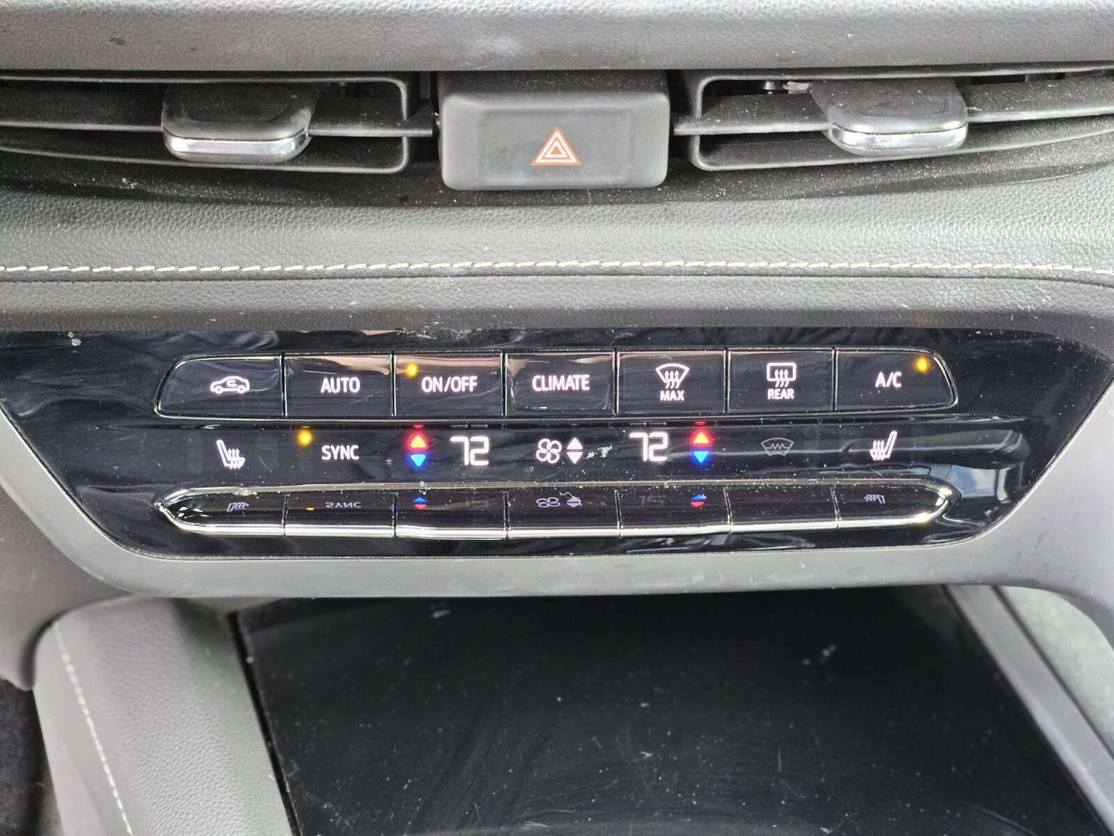 Used 2023 Buick Envision Preferred w/ Sport Touring Package image 23