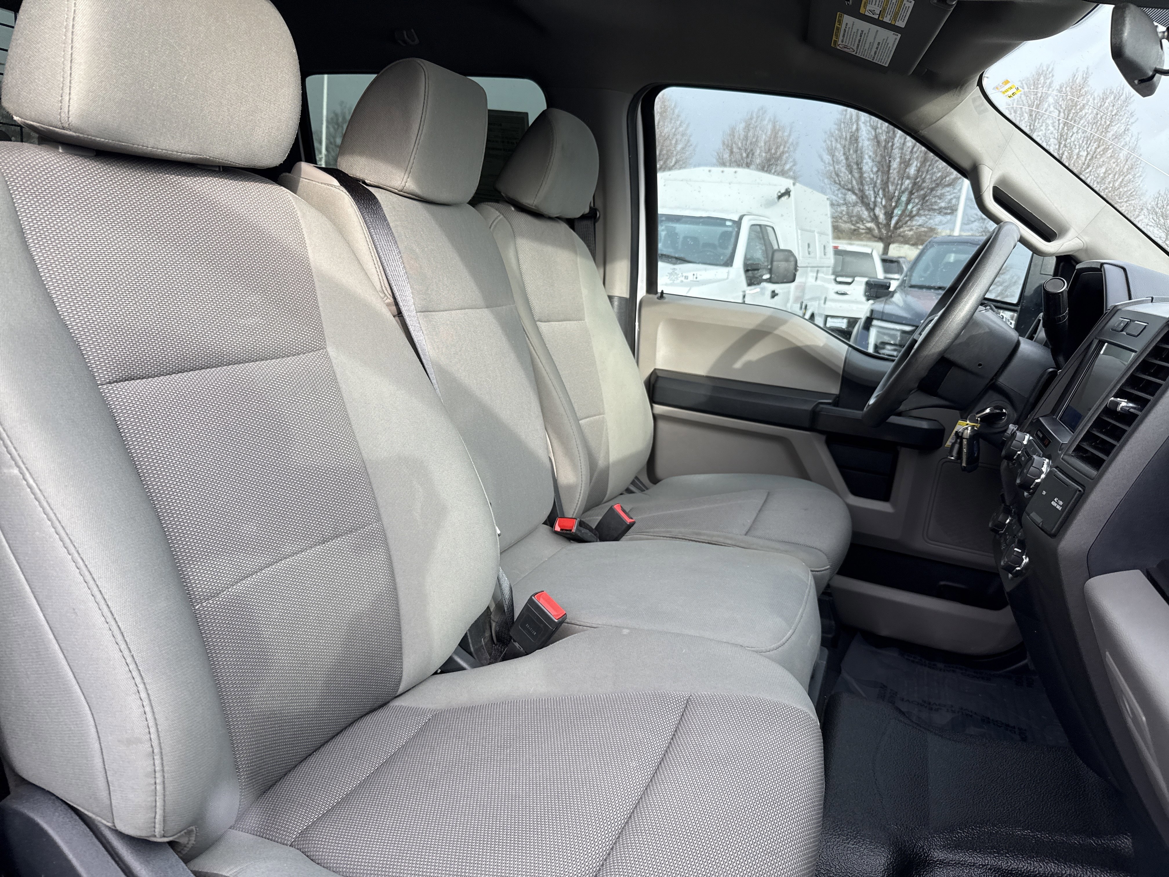 Certified 2022 Ford F350 XL w/ Power Equipment Group image 27