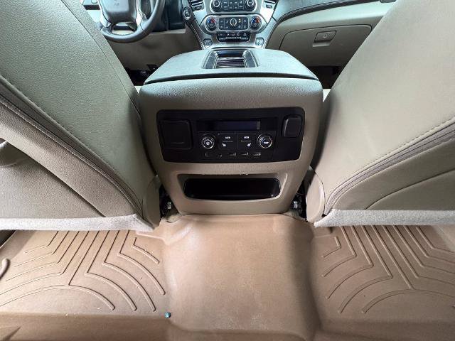 Used 2017 Chevrolet Suburban Premier AWD/4WD image 21