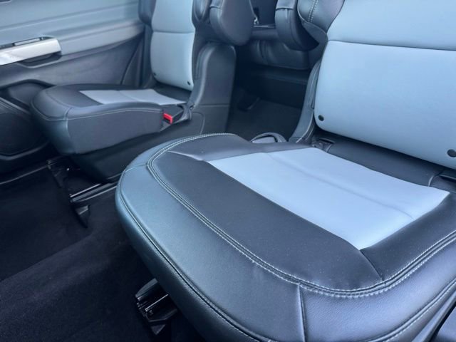 Certified 2023 Ford Explorer XLT w/ Equipment Group 202A AWD/4WD image 7
