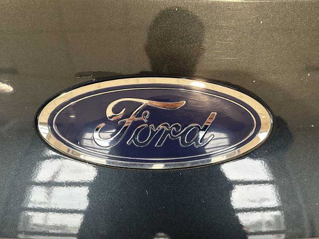 Certified 2022 Ford Escape Titanium w/ Titanium Premium Package image 30