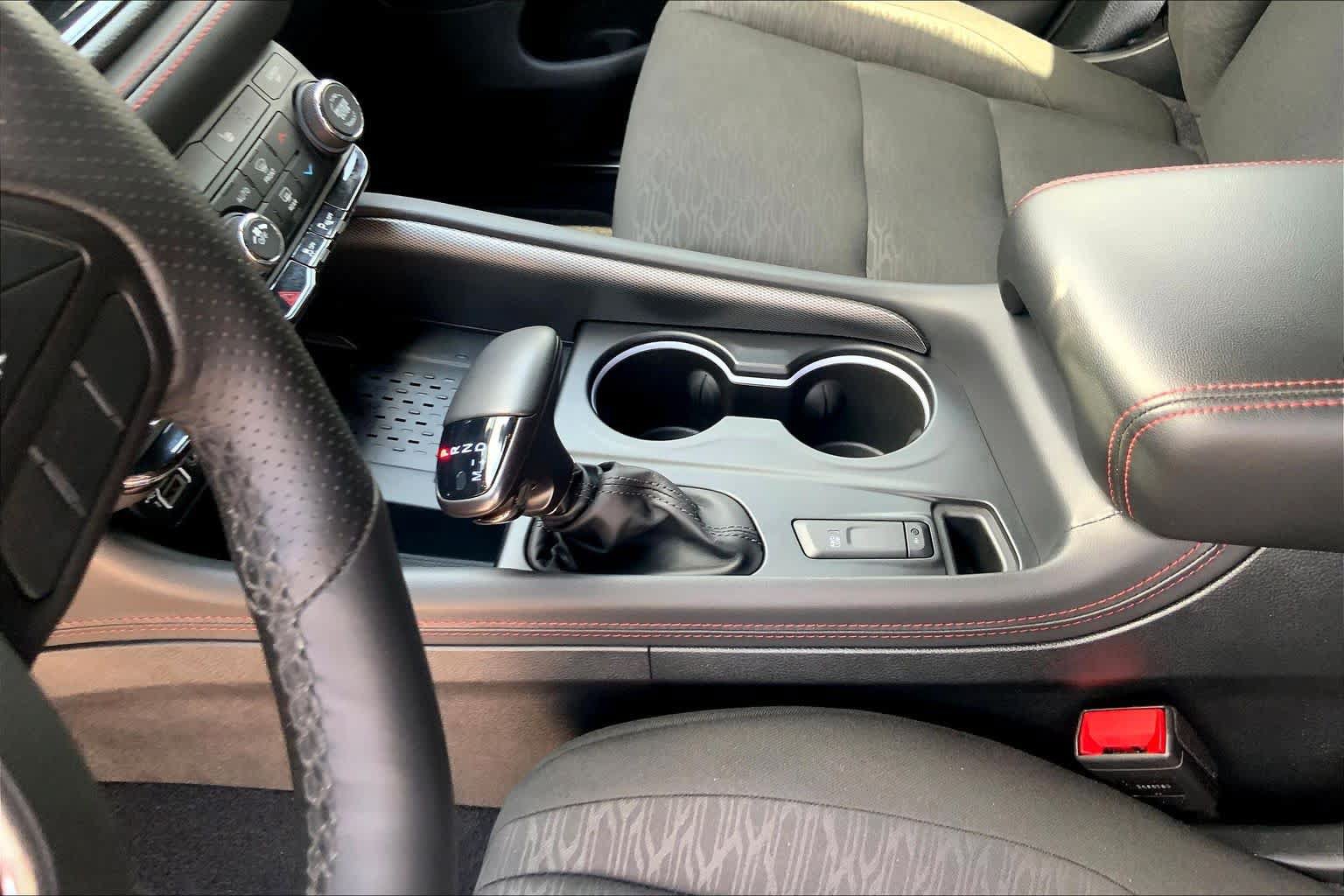 Used 2026 Dodge Durango GT w/ Blacktop Package AWD/4WD image 17