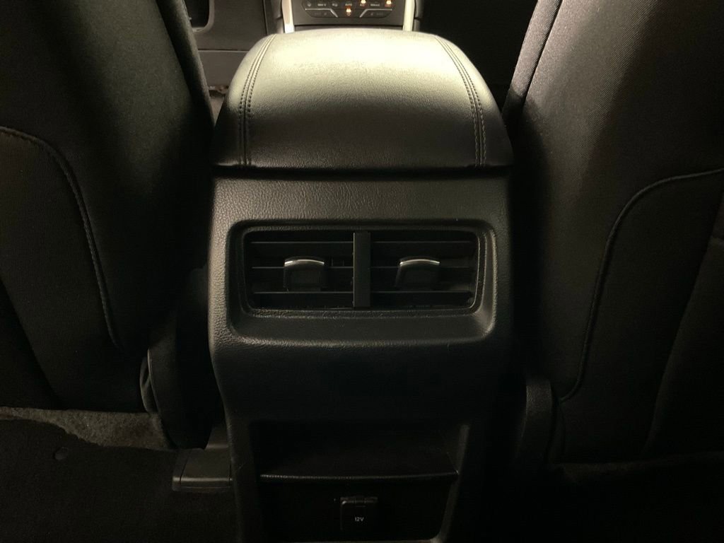 Certified 2019 Ford Edge SEL image 17