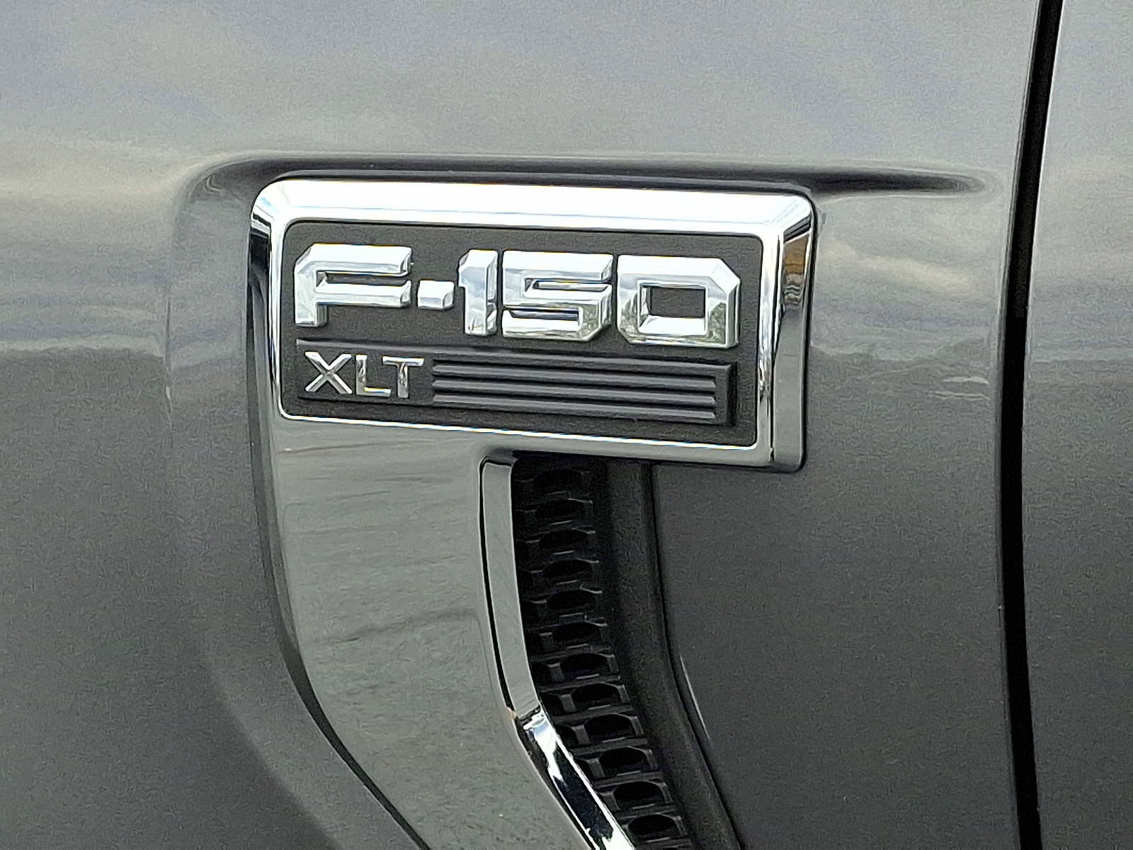 Certified 2025 Ford F150 XLT w/ Equipment Group 301A Standard image 28