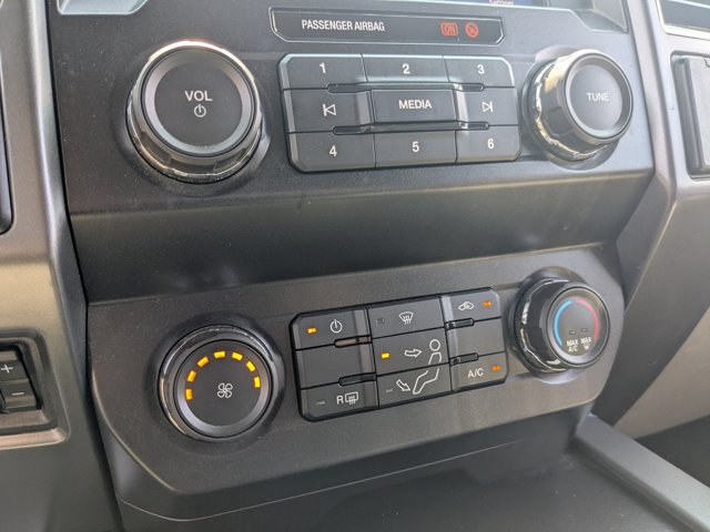 Certified 2022 Ford F250 XLT w/ Black Appearance Package AWD/4WD image 24
