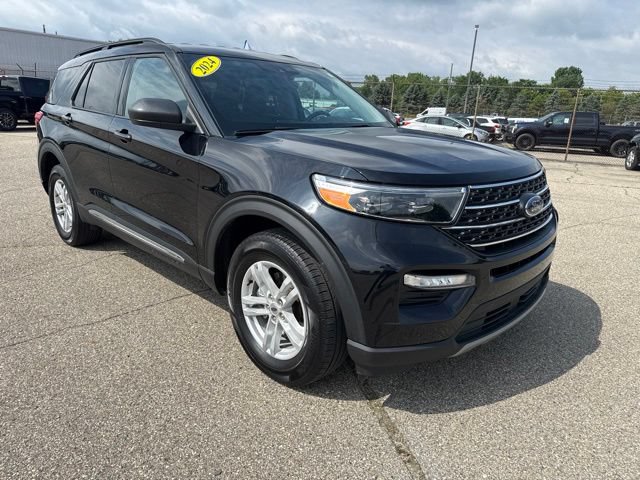 Certified 2024 Ford Explorer XLT w/ Equipment Group 202A AWD/4WD image 11