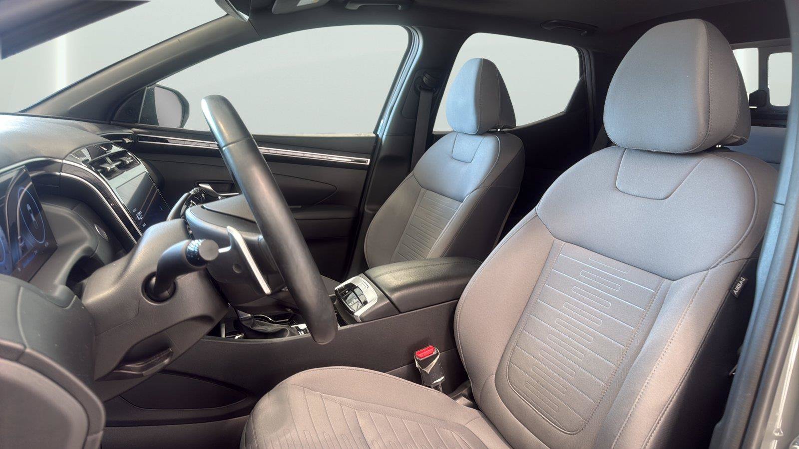 Used 2023 Hyundai Santa Cruz SEL Premium AWD/4WD image 11