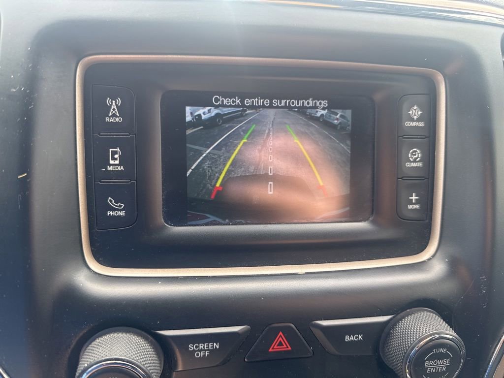 Used 2017 Jeep Grand Cherokee Laredo AWD/4WD image 19