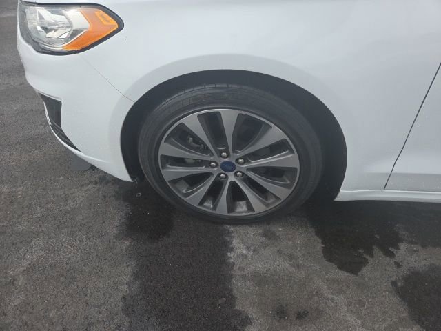 Certified 2019 Ford Fusion SE image 14