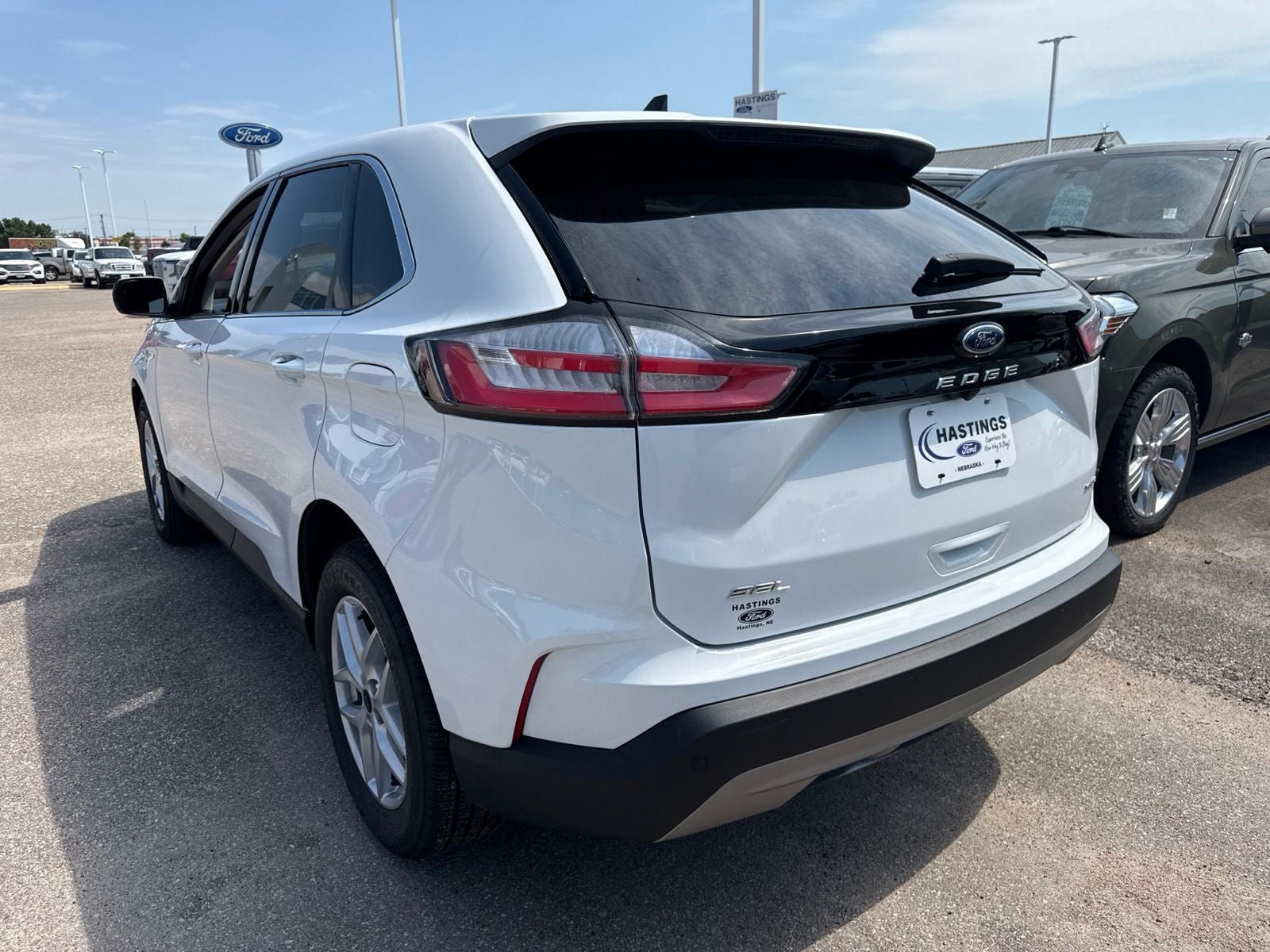 Certified 2023 Ford Edge SEL w/ Convenience Package AWD/4WD image 9