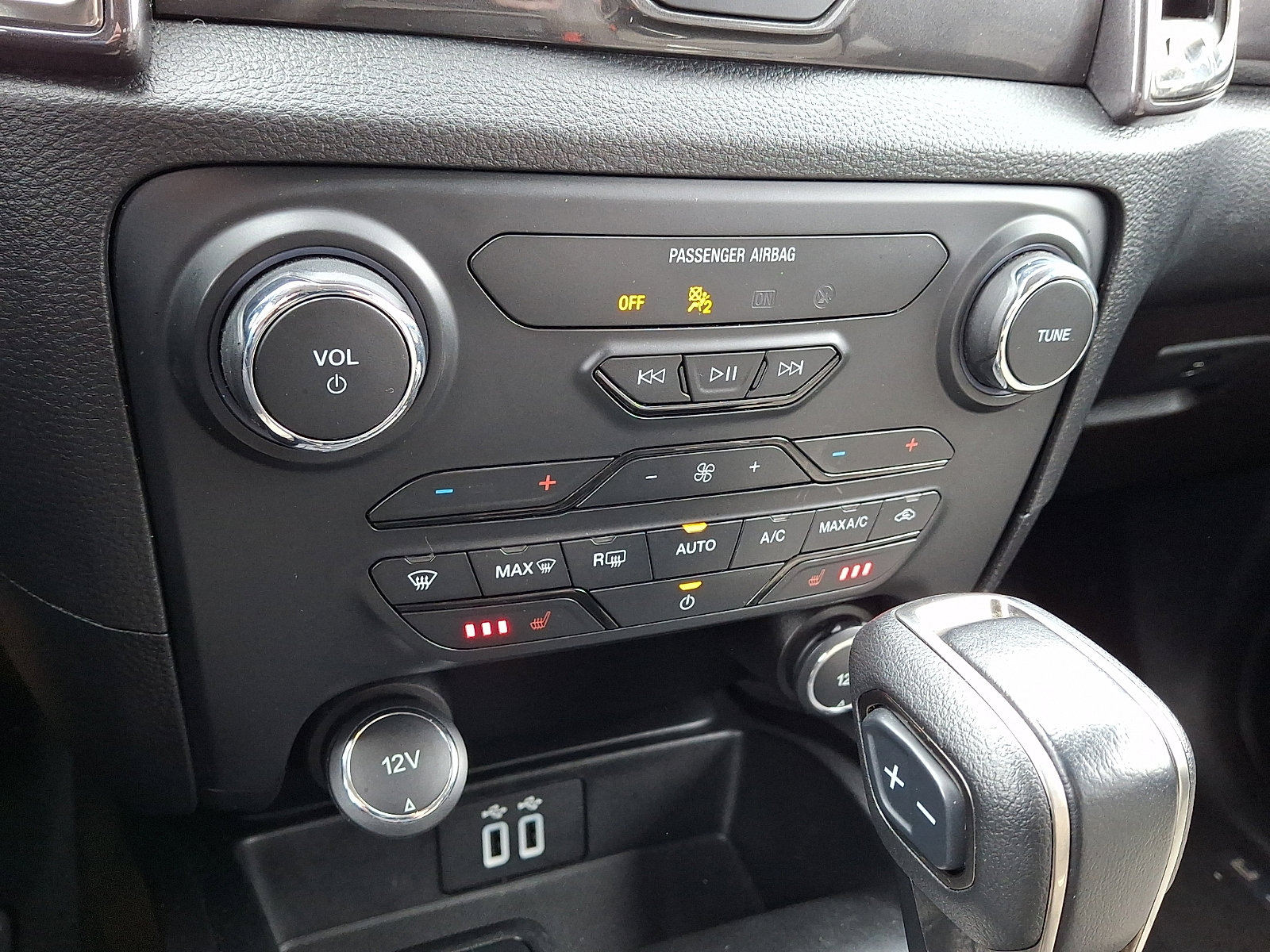 Certified 2019 Ford Ranger Lariat w/ Equipment Group 501A Mid AWD/4WD image 18