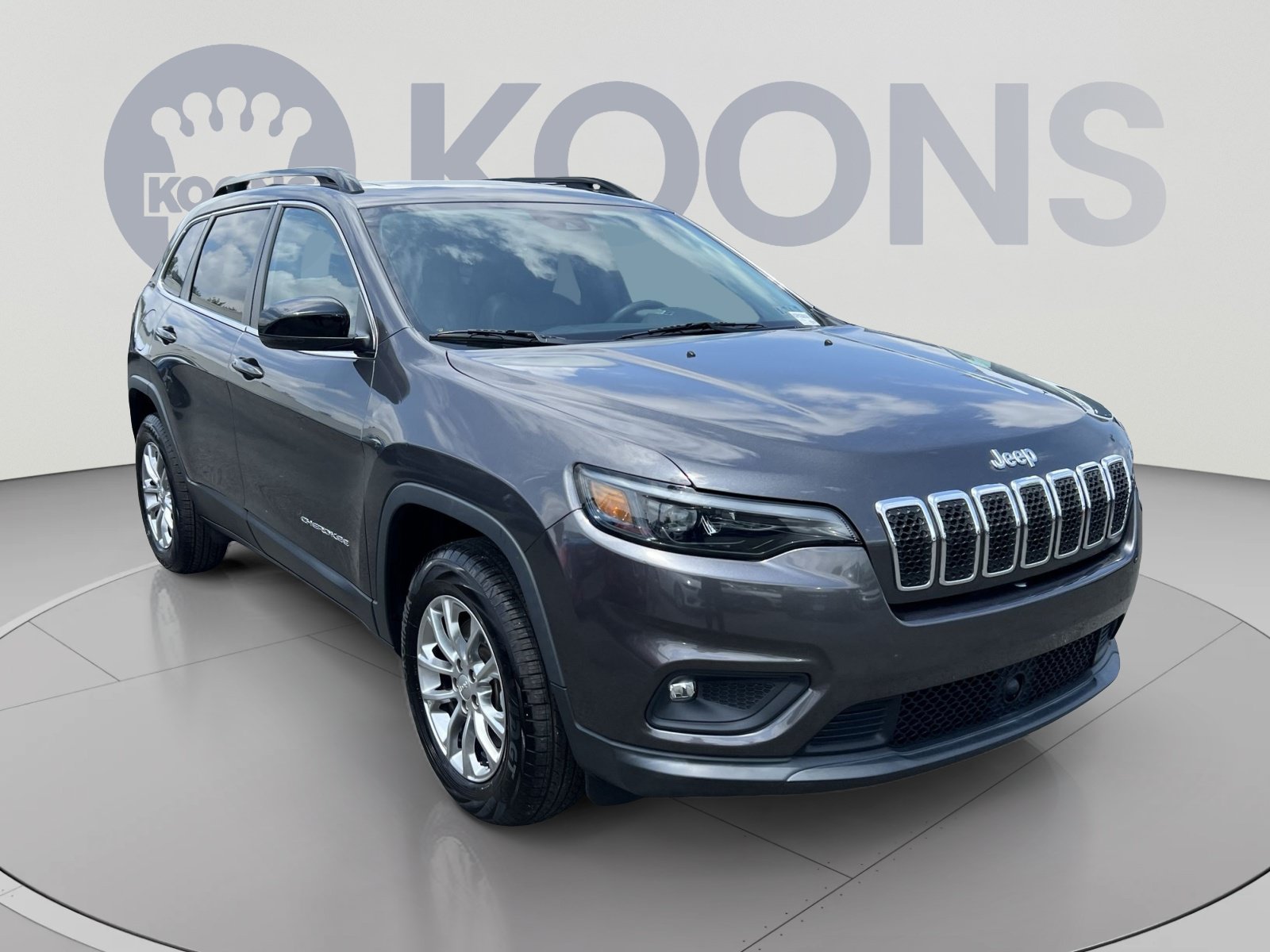 Used 2022 Jeep Cherokee Latitude Lux w/ Sun & Sound Group AWD/4WD image 2