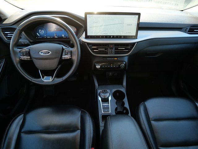Certified 2024 Ford Escape Platinum AWD/4WD image 12