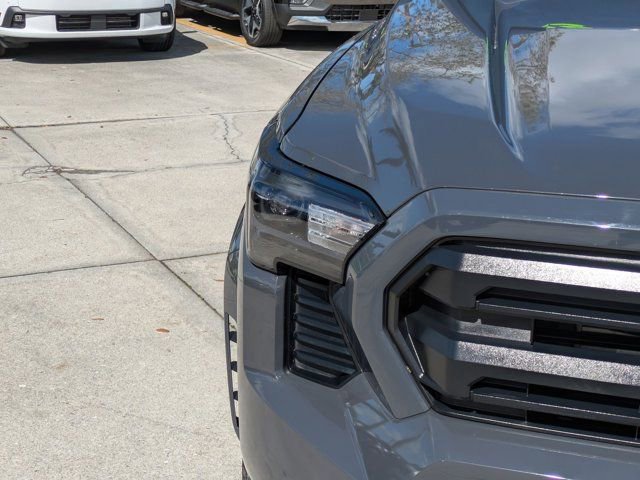 Used 2025 Toyota Tacoma SR5 image 9