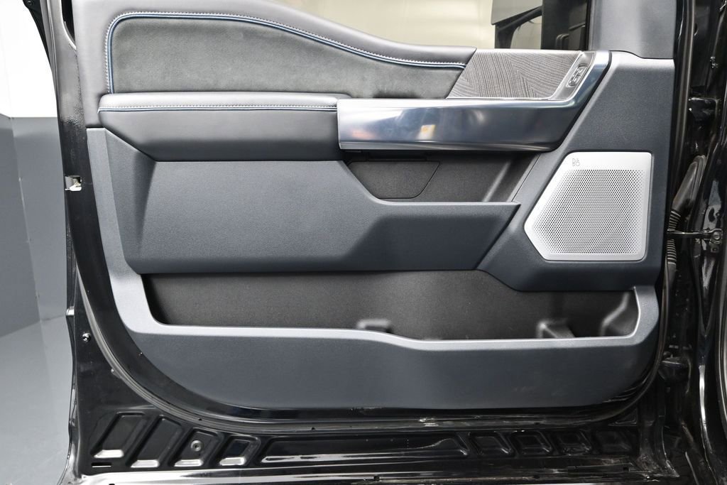 Certified 2025 Ford F250 Platinum AWD/4WD image 5