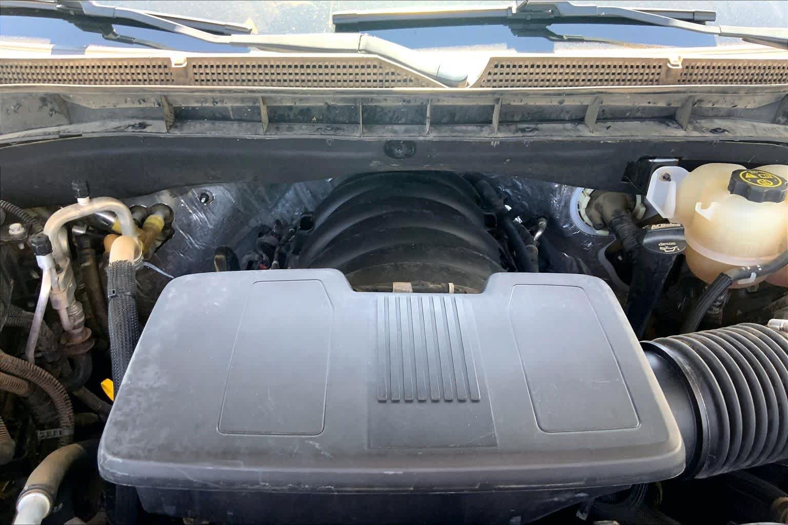 Used 2023 GMC Yukon Denali AWD/4WD image 32